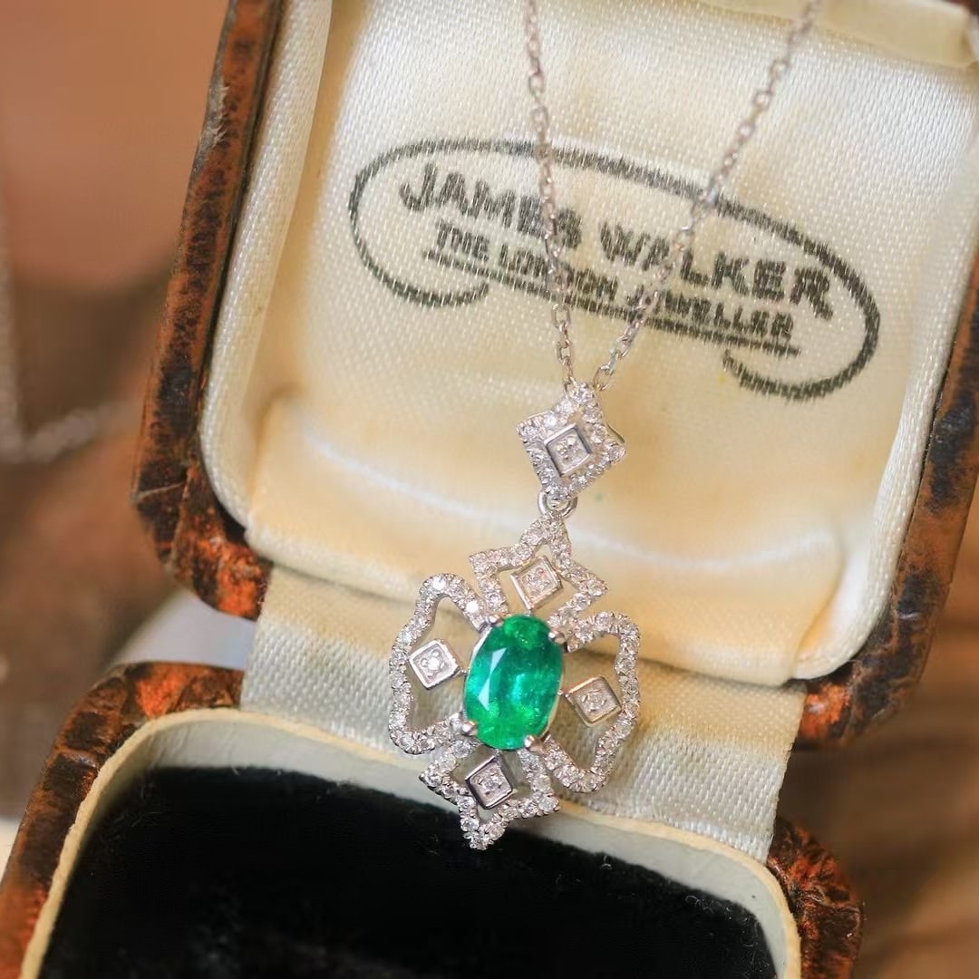14k Gold 0.76 Ctw Natural Emerald & Diamond Pendant( Without Chain ) - 2