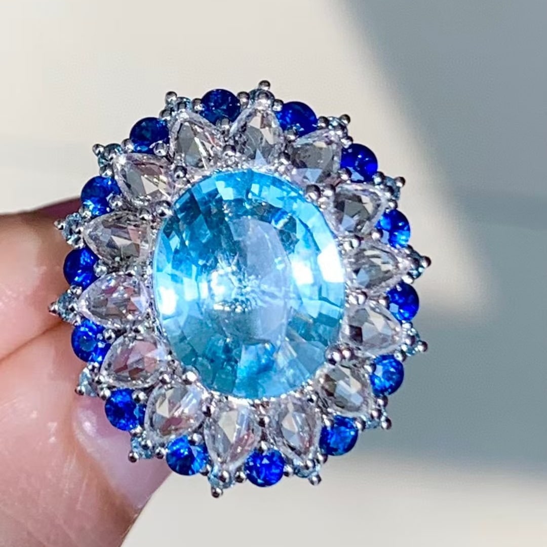 14k Gold 4.3 Ct Natural Aquamarine Ring - 2