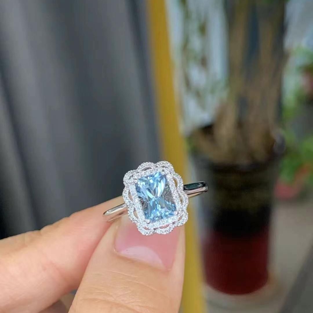 14k Gold 1.05 Ctw Natural Aquamarine & Diamond Ring - 2