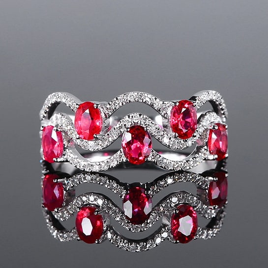 14k Gold 1.36 Ctw Natural Ruby & Diamond Ring: Ref:230970059 // gold content:14k gold // ring size:7. 25us // // main gemstone:ruby // shape:oval // carat weight:1. 06ct // color:pigeonblood red // treatment:natural // // adjacent gemstone 2 :