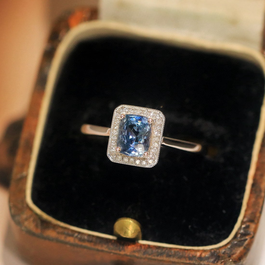 14k Gold 0.88 Ctw Natural Aquamarine & Diamond Ring - 2