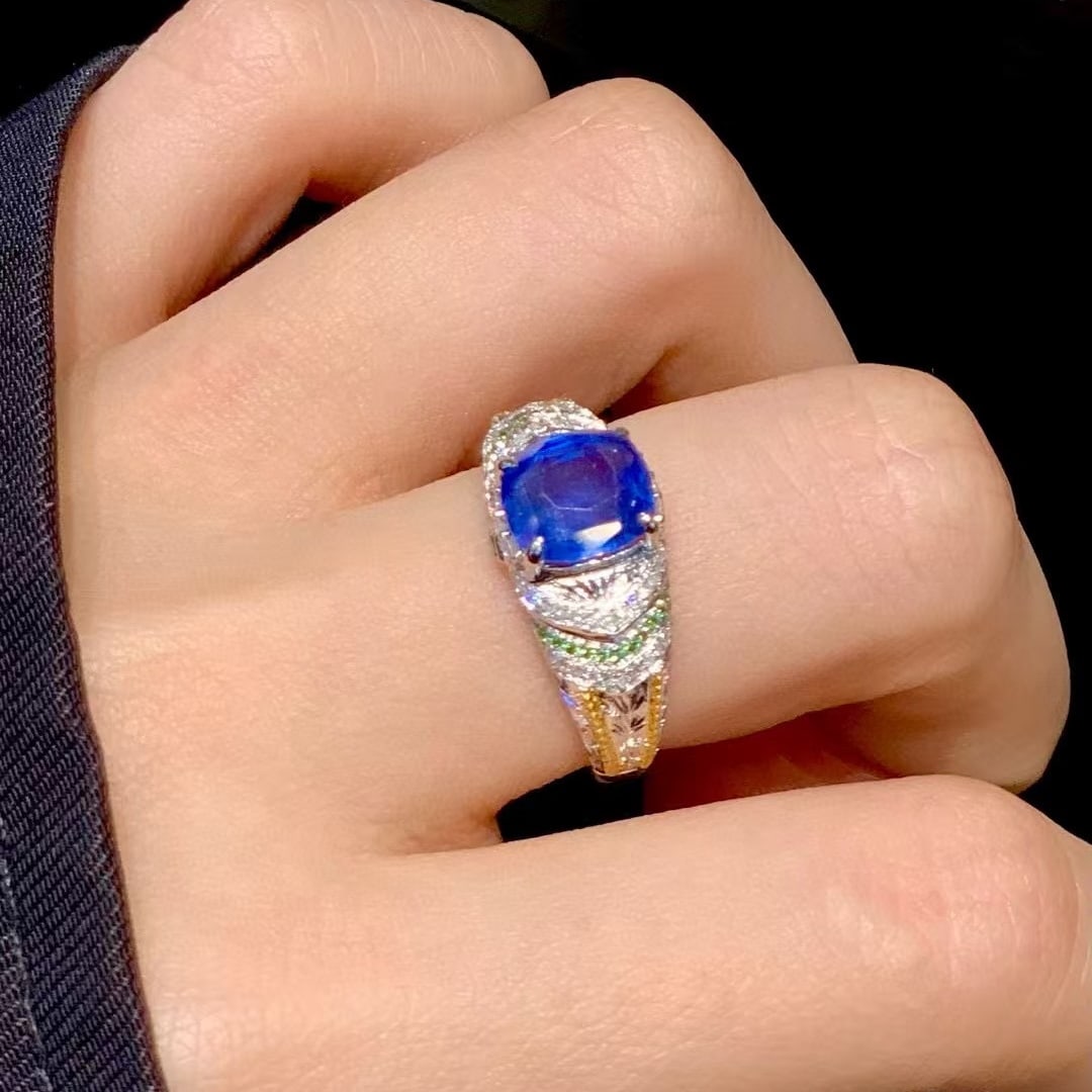 14k Gold 2.8 Ct Natural Sapphire & Diamond Ring - 6