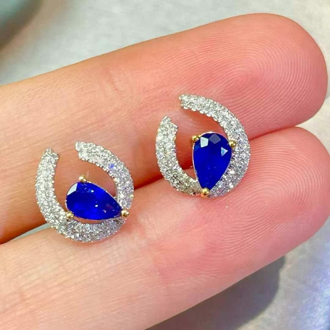 14k Gold 0.8 Ct Natural Sapphire & Diamond Earrings - 4