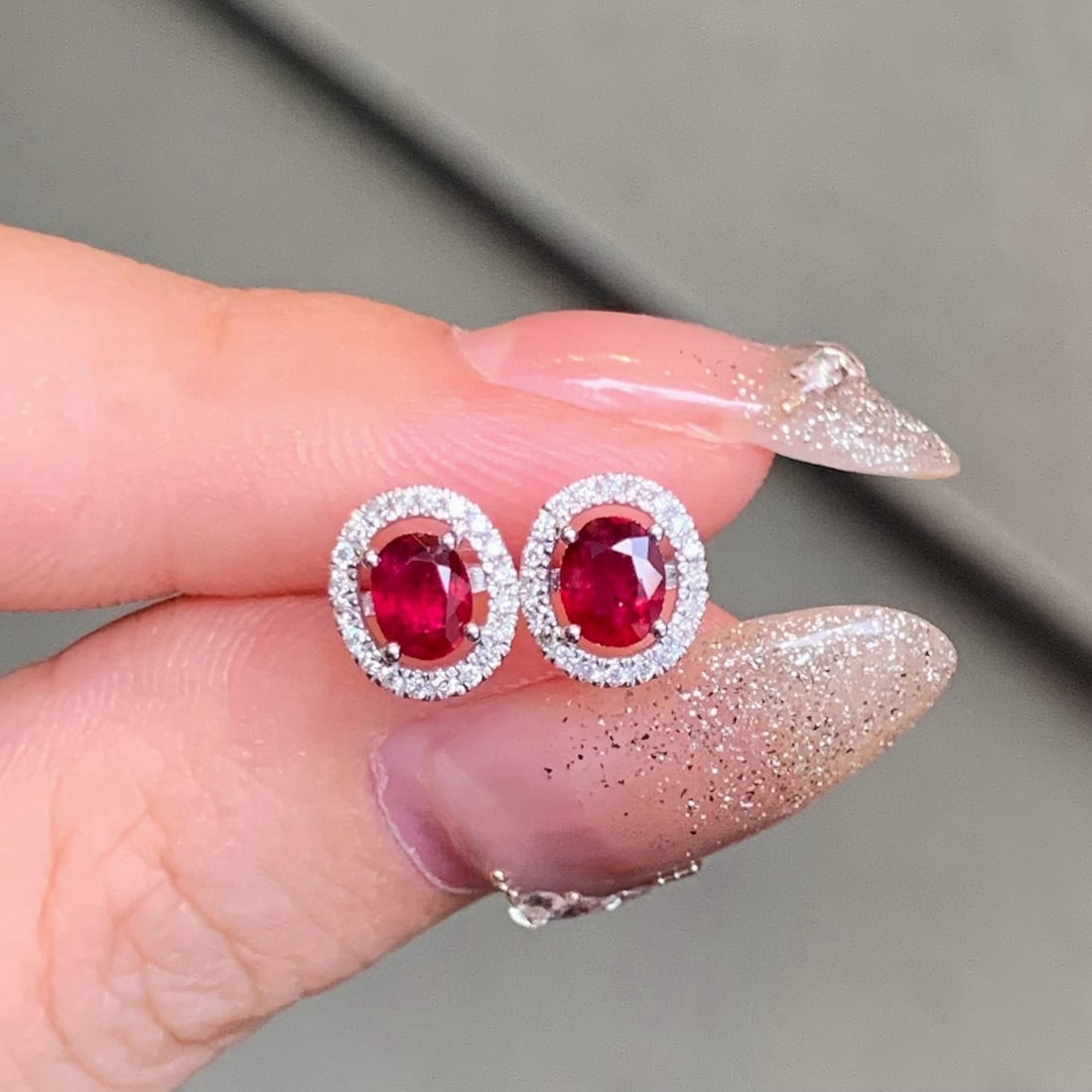 14k Gold 0.91 Ctw Vivid Red Natural Ruby & Diamond Earrings - 5