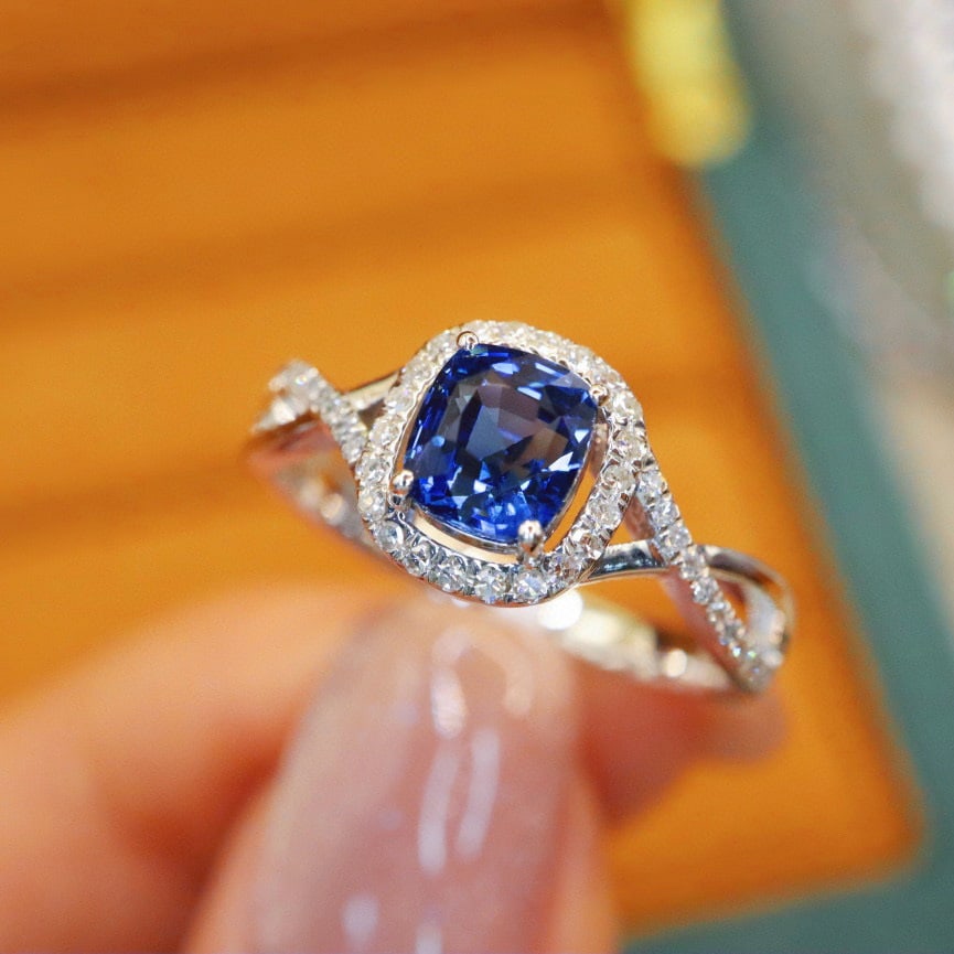 14k Gold 1.24 Ctw Natural Sapphire & Diamond Ring - 2