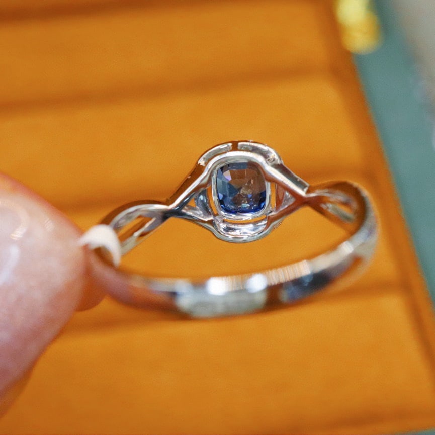 14k Gold 1.24 Ctw Natural Sapphire & Diamond Ring - 4