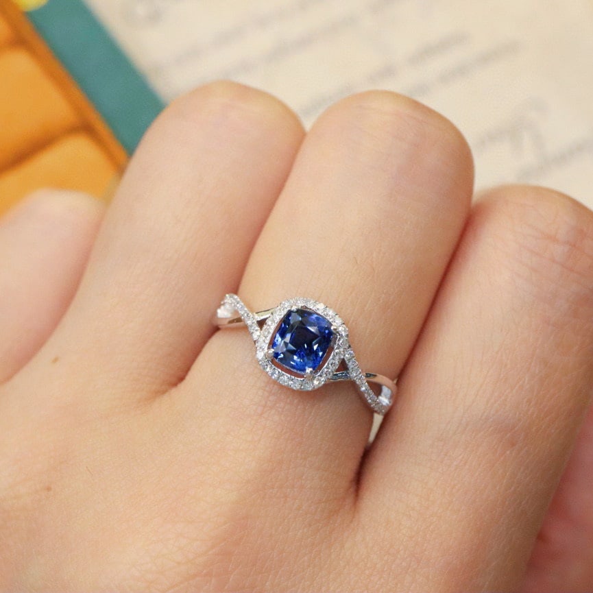 14k Gold 1.24 Ctw Natural Sapphire & Diamond Ring - 5
