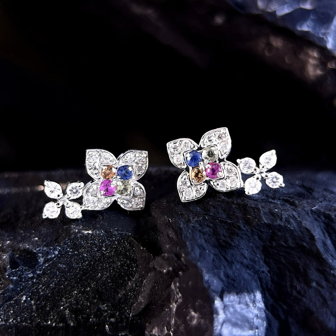 14k Gold 0.40 Ctw Natural Sapphire & Diamond Earrings - 3