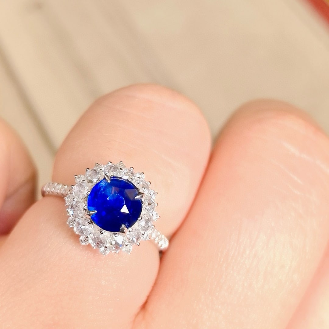 14k Gold 1.67 Ctw Natural Sapphire & Diamond Ring - 5