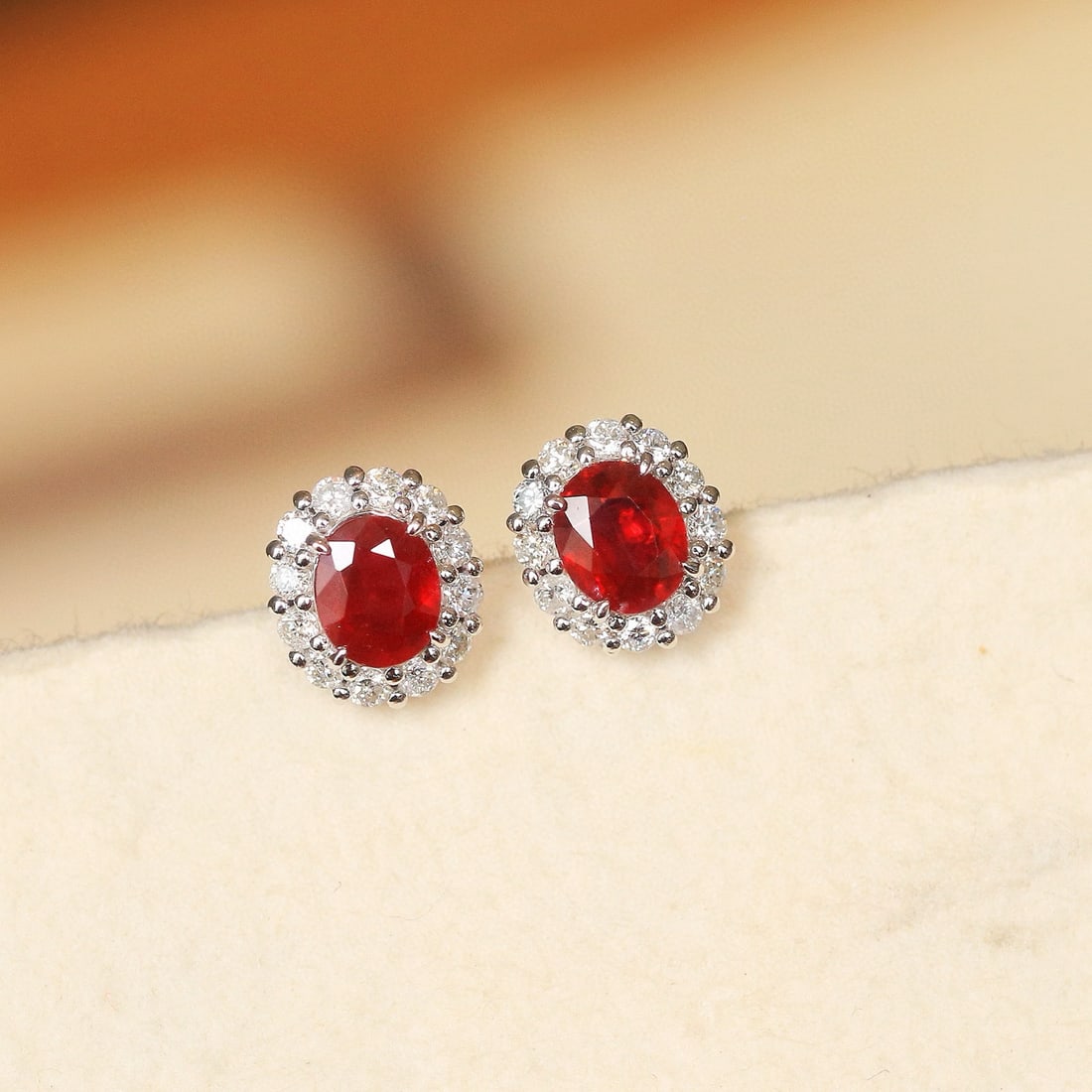 14k Gold 1.78 Ctw Natural Ruby & Diamond Earrings: Ref:230970161 // gold content:14k gold // main gemstone:ruby // shape:oval // carat weight:1. 30ct // color:pigeonblood red // treatment:natural // // adjacent gemstone 2 : diamond // shape:round // c