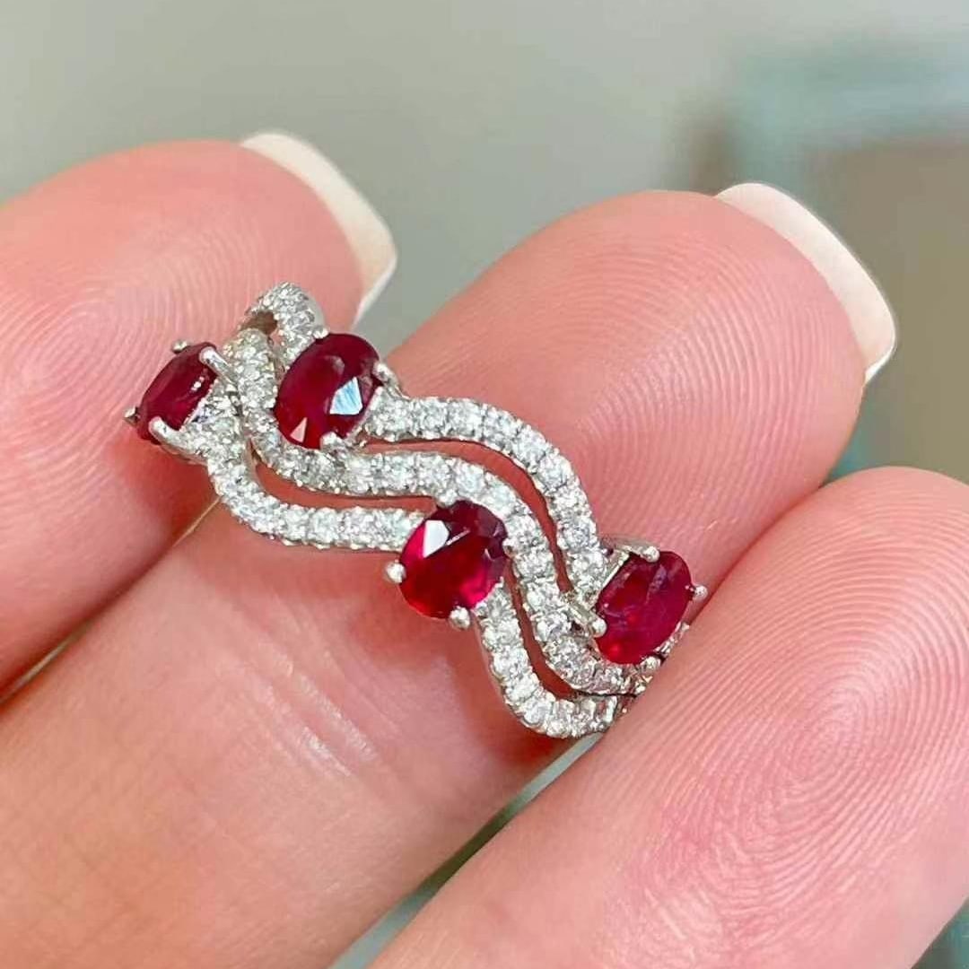 14k Gold 0.9 Ct Natural Ruby & Diamond Ring: Ref:230970246 // gold content:14k gold // ring size:7. 25us // // main gemstone:ruby // shape:oval // carat weight:0. 9ct // color:pigeonblood red // treatment:natural // // adjacent gemstone 2 :