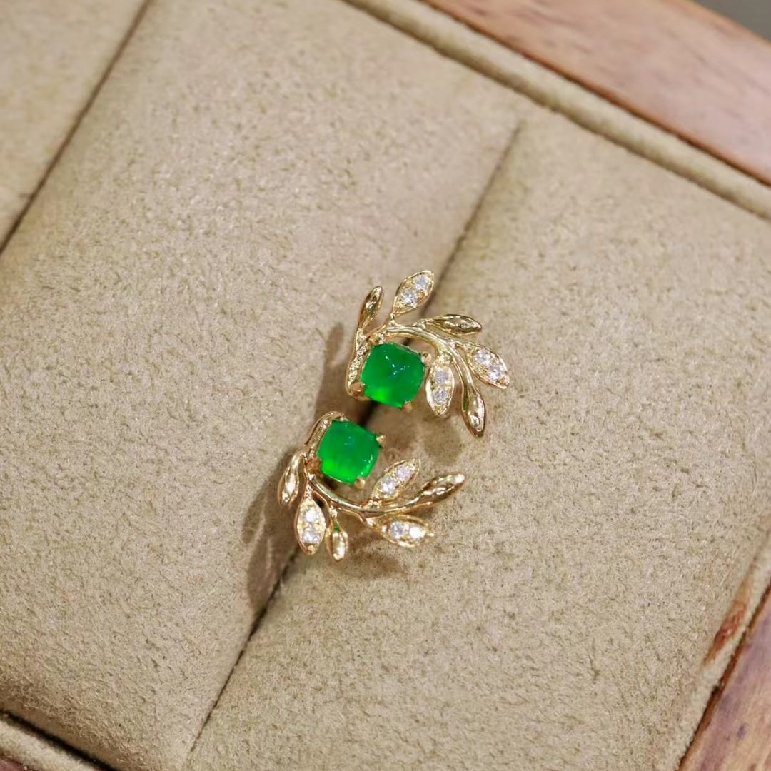 14k Gold 0.40 Ctw Vivid Green Natural Emerald & Diamond Earrings - 2
