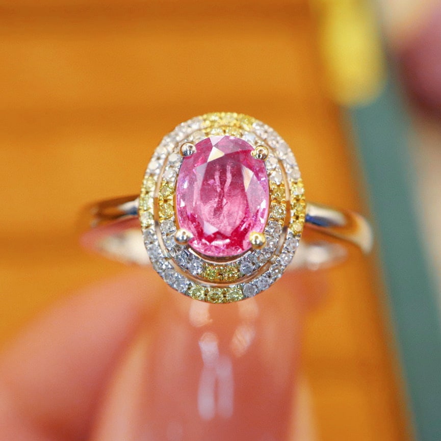 14k Gold 1.25 Ctw Natural Padparadscha Sapphire & Diamond Ring: Ref:230970330 // gold content:14k gold // ring size:7. 25us // // main gemstone:padparadscha sapphire // shape:oval // carat weight:1. 08ct // color:orangish pink // treatment:natural // // adjacent