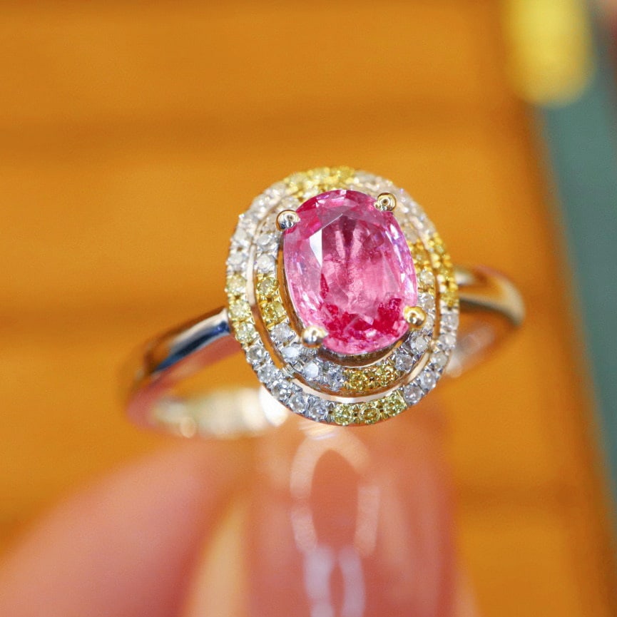 14k Gold 1.25 Ctw Natural Padparadscha Sapphire & Diamond Ring - 3
