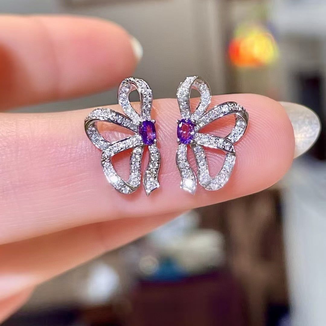 14k Gold 0.42 Ctw Natural Sapphire & Diamond Earrings: Ref:230970363 // gold content:14k gold // main gemstone:sapphire // shape:oval // carat weight:0. 17ct // color:purple // treatment:natural // // adjacent gemstone 2 : diamond // shape:round // carat