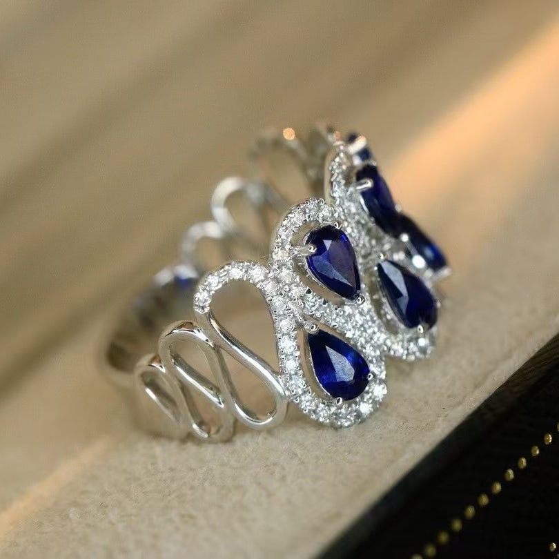 14k Gold 2.41 Ctw Vivid Blue Natural Sapphire & Diamond Ring - 3