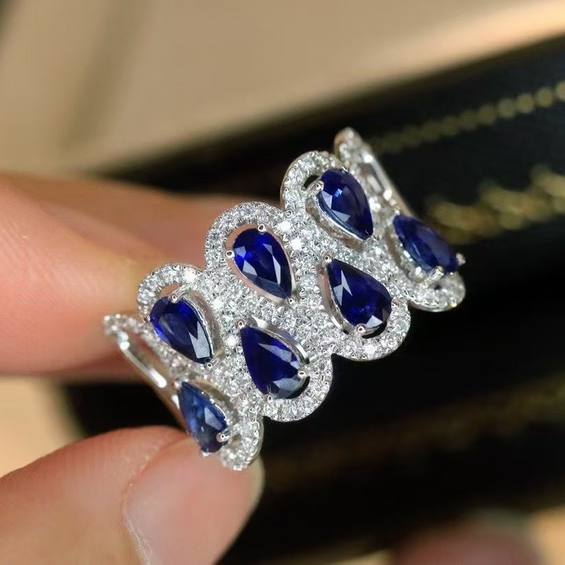14k Gold 2.41 Ctw Vivid Blue Natural Sapphire & Diamond Ring - 4