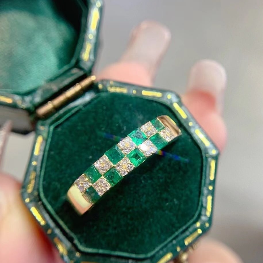 14k Gold 0.91 Ctw Natural Emerald & Diamond Ring - 2
