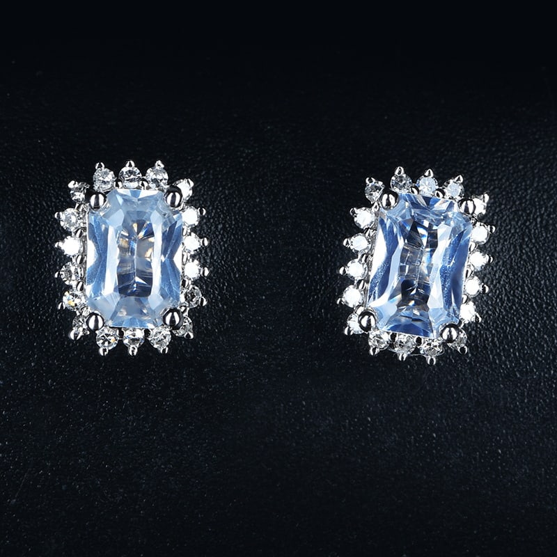 14k Gold 1.38 Ctw Natural Sapphire & Sapphire Earrings: Ref:230971080 // gold content:14k gold // main gemstone:sapphire // shape:octagonal // carat weight:1. 2ct // color:blue // treatment:natural // // adjacent gemstone 2 : sapphire // number of