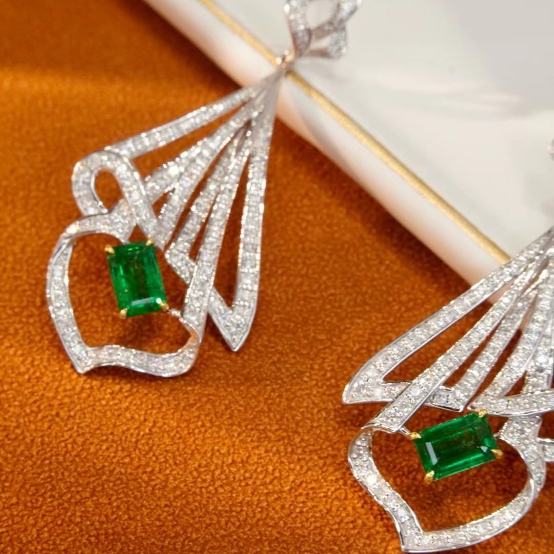 14k Gold 2.08 Ctw Vivid Green Natural Emerald & Diamond Earrings - 2