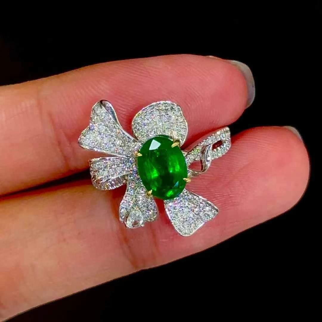 14k Gold 1.39 Ct Vivid Green Natural Emerald & Diamond & Sapphire Ring - 5