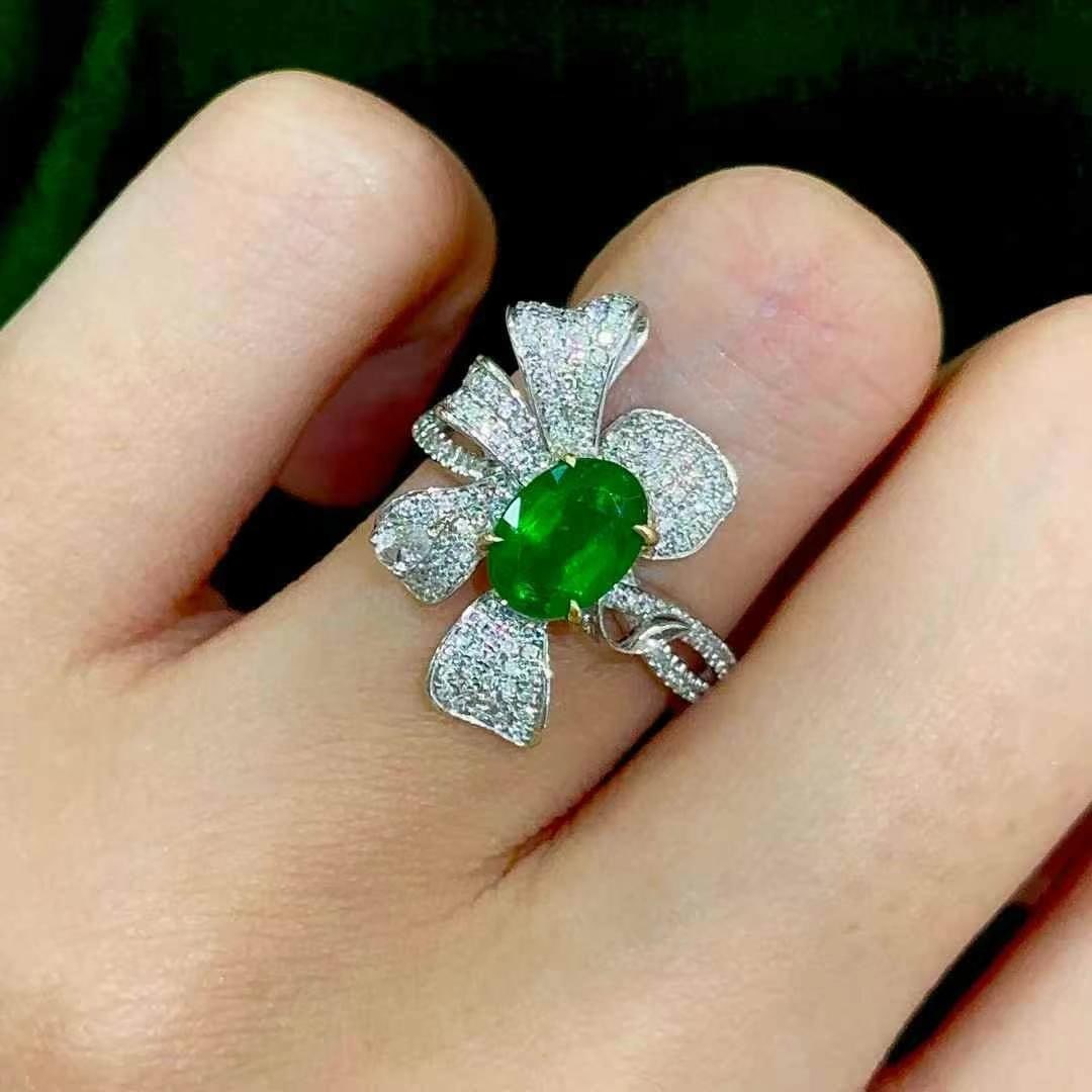 14k Gold 1.39 Ct Vivid Green Natural Emerald & Diamond & Sapphire Ring - 7
