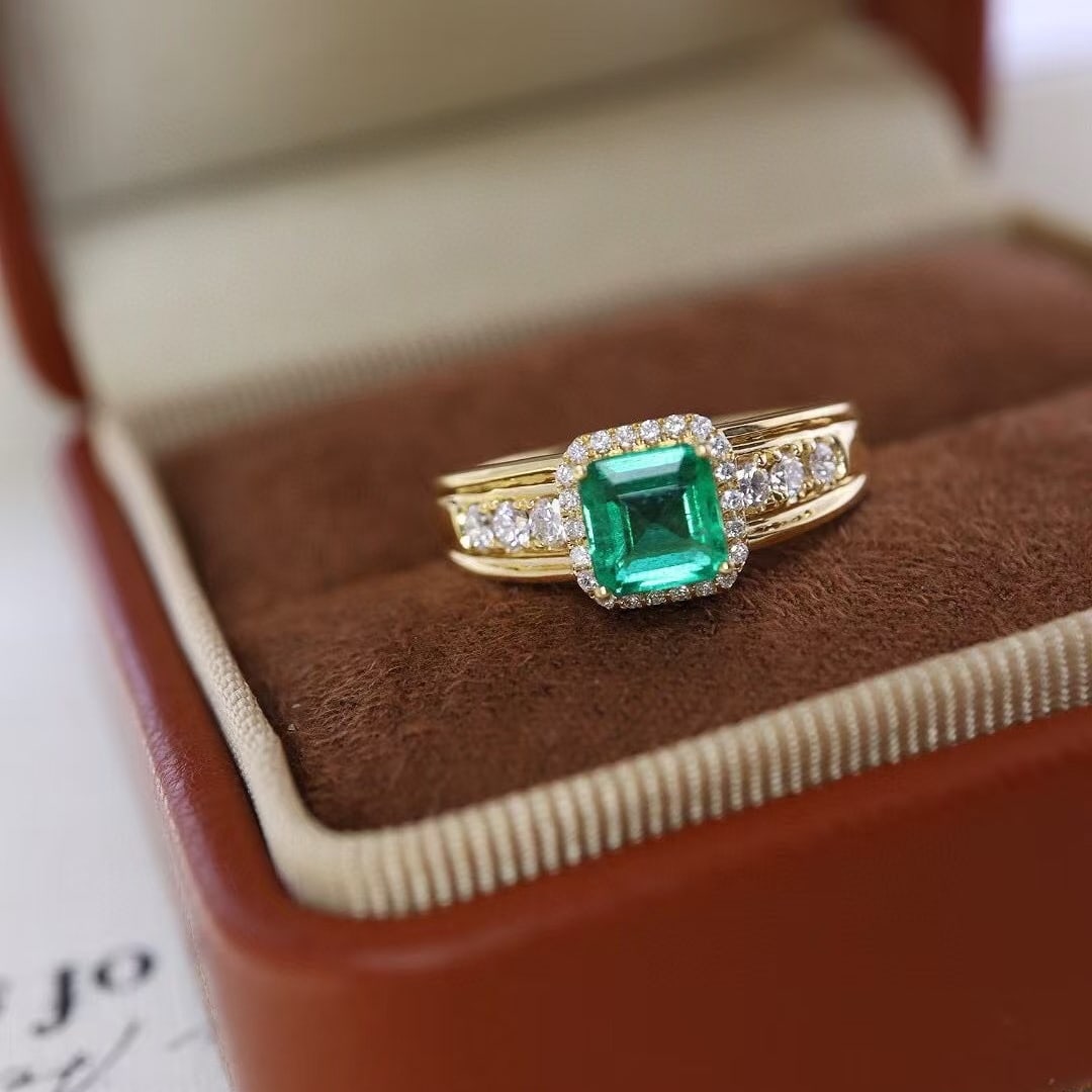 14k Gold 1.06 Ctw Natural Emerald & Diamond Ring - 3