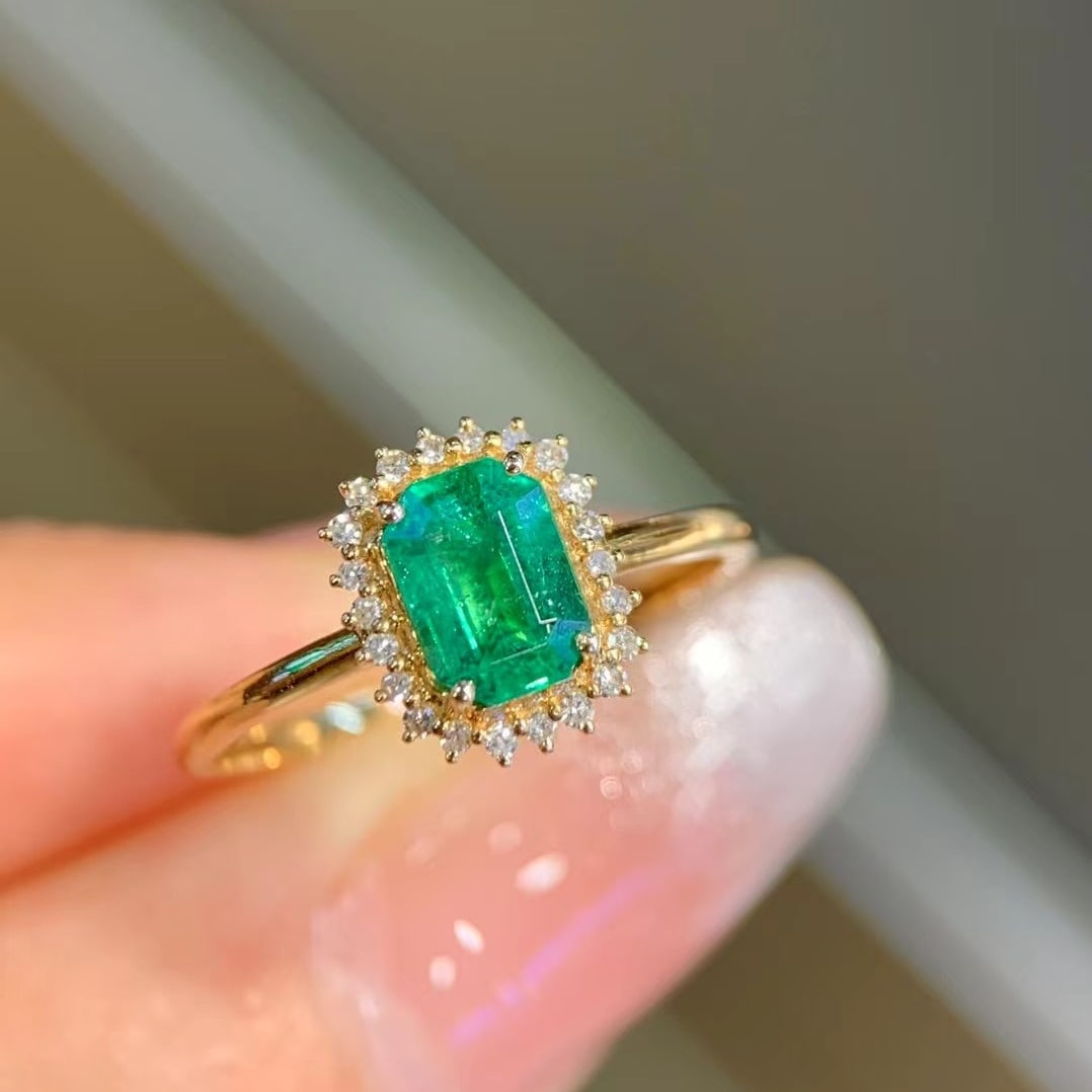 14k Gold 1 Ct Natural Emerald & Diamond Ring - 7