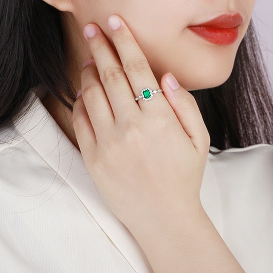 14k Gold 1.01 Ctw Vivid Green Natural Emerald & Diamond Ring - 6