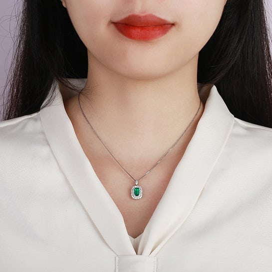 14k Gold 1.02 Ctw Vivid Green Natural Emerald & Diamond Pendant( Without Chain ) - 5