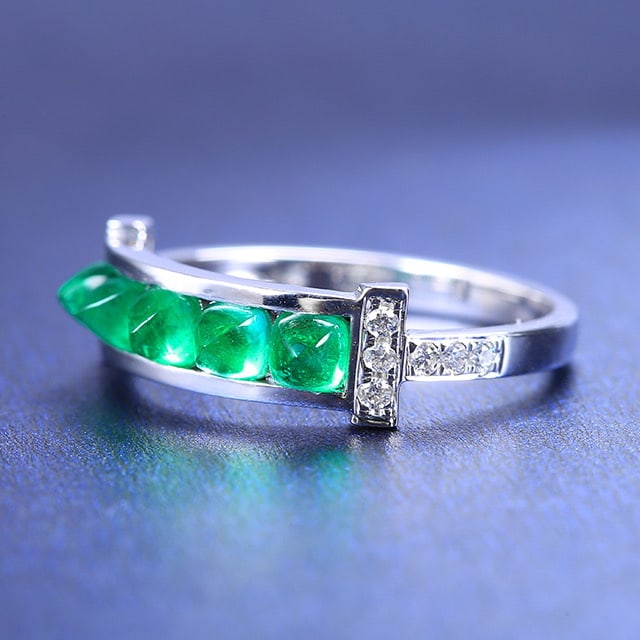 14k Gold 1.20 Ctw Vivid Green Natural Emerald & Diamond Ring - 2