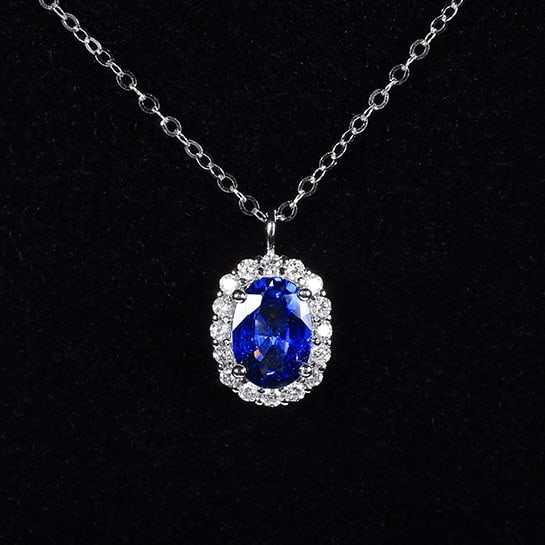 14k Gold 1.18 Ctw Natural Sapphire & Diamond Necklace: Ref:230972106 // gold content:14k gold // main gemstone:sapphire // shape:oval // carat weight:1. 02ct // color:blue // treatment:natural // // adjacent gemstone 2 : diamond // number of stones:16 //