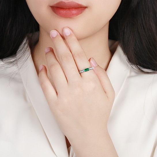 14k Gold 0.69 Ctw Vivid Green Natural Emerald & Diamond Ring - 5