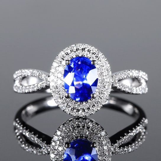 14k Gold 1.02 Ctw Natural Sapphire & Diamond Ring: Ref:230972157 // gold content:14k gold // ring size:7. 25us // // main gemstone:sapphire // shape:oval // carat weight:0. 73ct // color:cornflower blue // treatment:natural // // adjacent gemstone 2