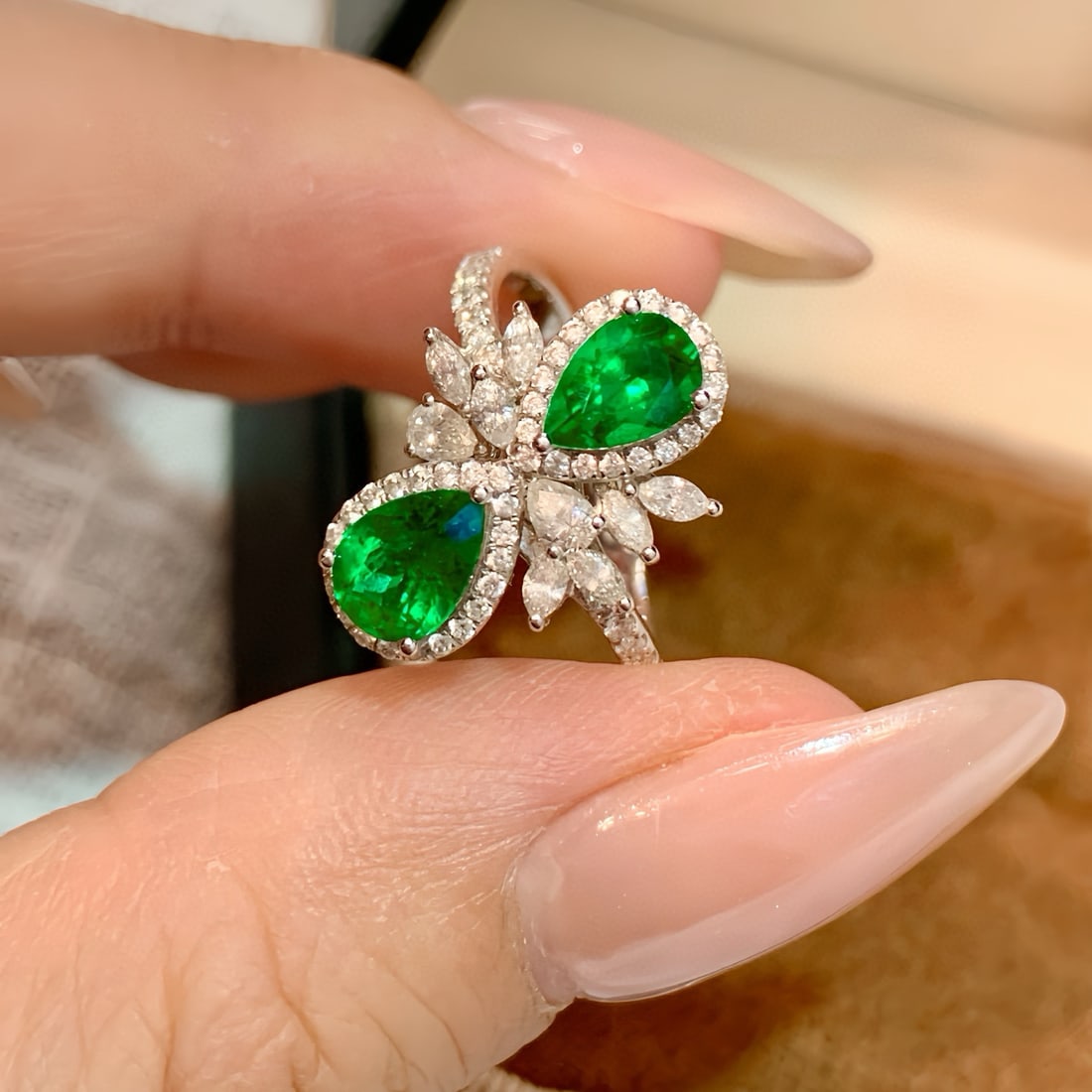 14k Gold 1.62 Ctw Vivid Green Natural Emerald & Diamond Ring - 7