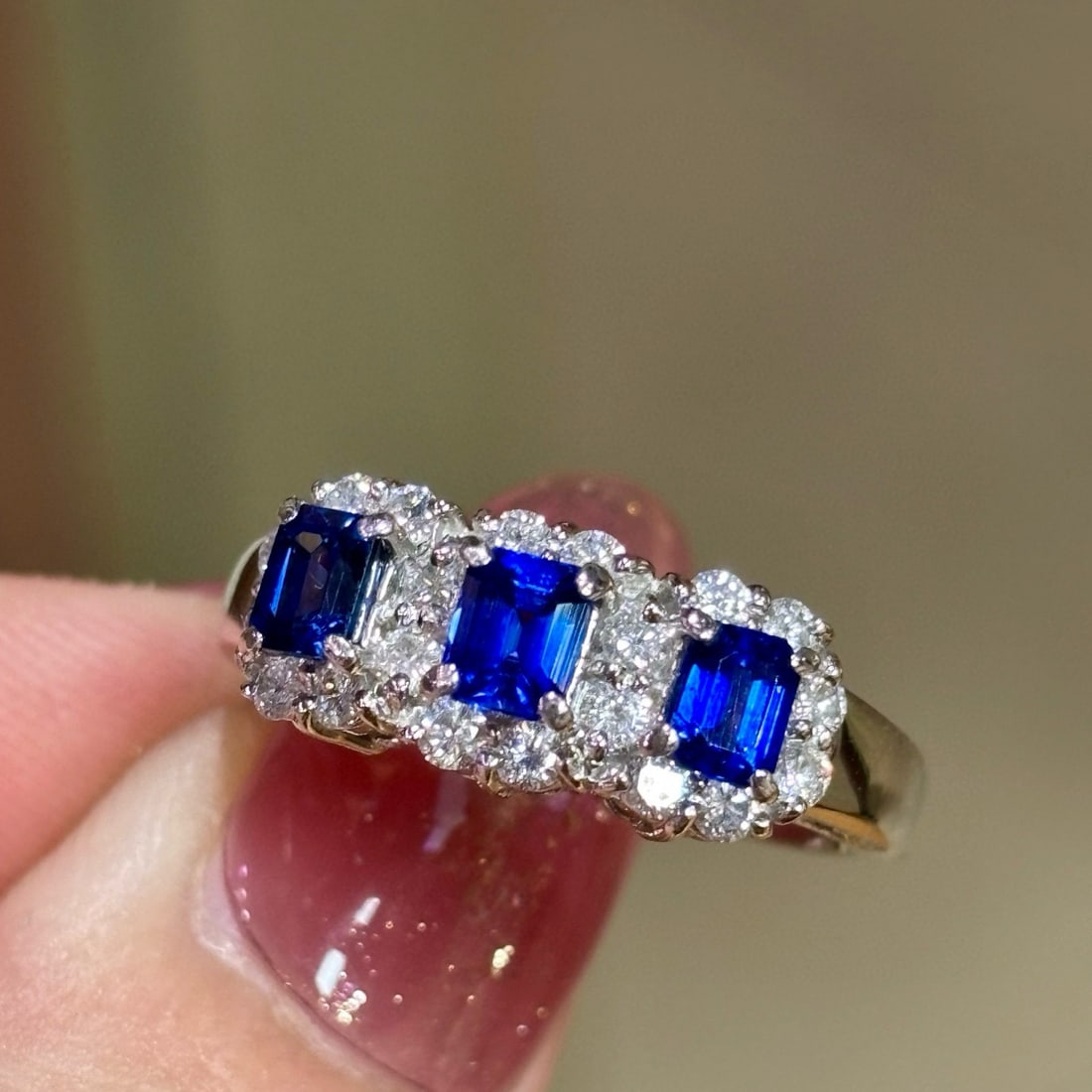 14k Gold 1.70 Ctw Natural Sapphire & Diamond Ring - 7