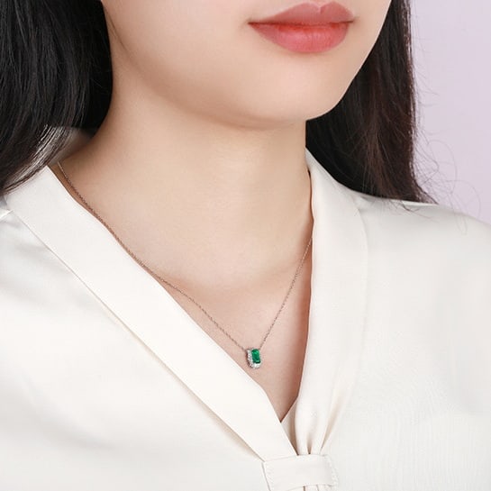 14k Gold 0.64 Ctw Vivid Green Natural Emerald & Diamond Necklace - 6