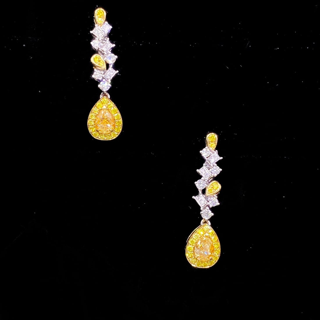 14k Gold 0.70 Ctw Natural Yellow Diamond & Diamond Earrings - 4
