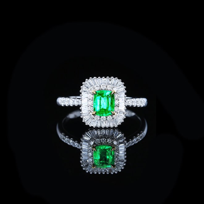 14k Gold 0.97 Ctw Vivid Green Natural Emerald & Diamond Ring: Ref:230972171 // gold content:14k gold // ring size:7. 25us // // main gemstone:emerald // shape:cushion // carat weight:0. 42ct // color:vivid green // treatment:natural // // adjacent gemstone 2 :