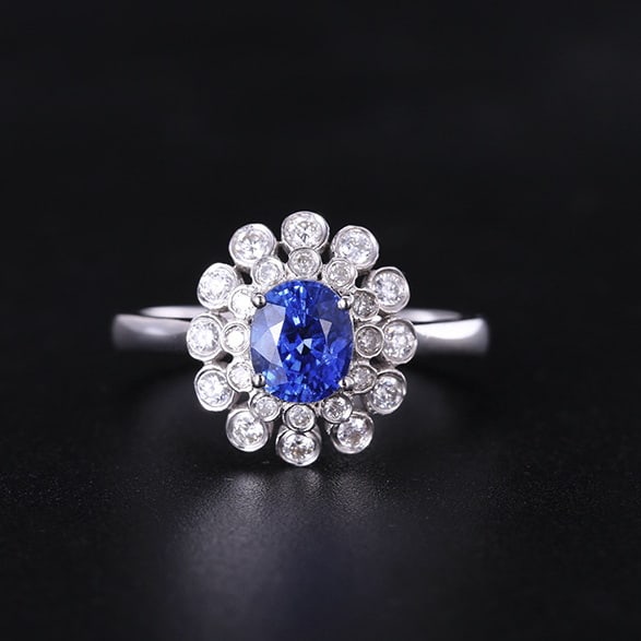 14k Gold 1.50 Ctw Natural Sapphire & Diamond Ring: Ref:230972176 // gold content:14k gold // ring size:7. 25us // // main gemstone:sapphire // shape:oval // carat weight:1. 02ct // color:blue // treatment:natural // // adjacent gemstone 2 : diamond //