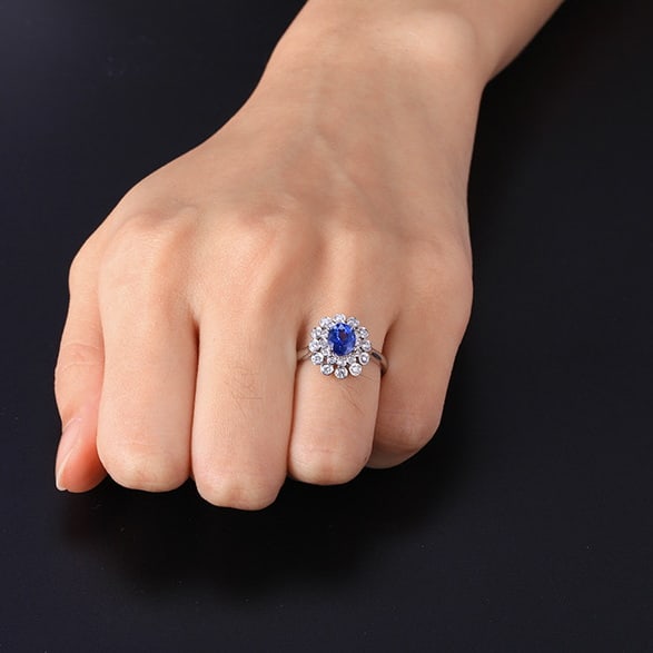 14k Gold 1.50 Ctw Natural Sapphire & Diamond Ring - 6