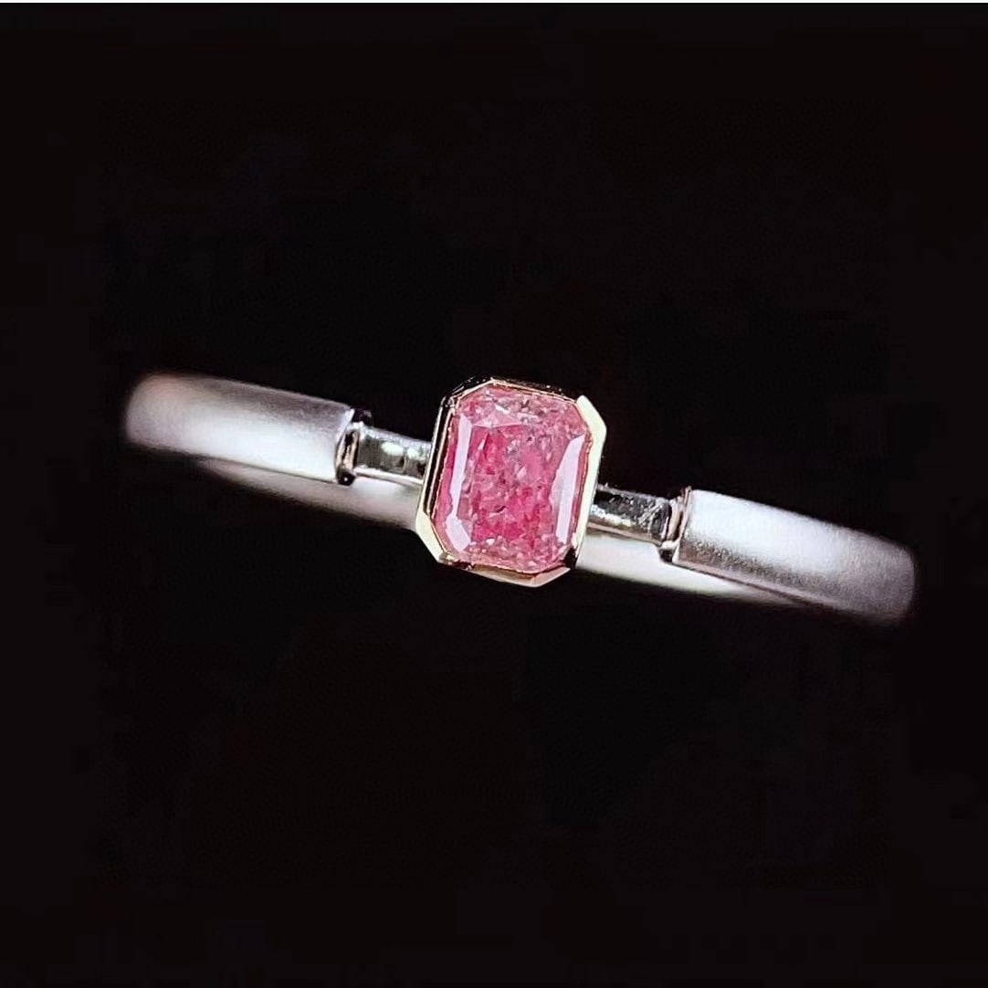 14k Gold 0.23 Ct Natural Pink Diamond Ring: Ref:230972197 // gold content:14k gold // ring size:7. 25us // // main gemstone:pink diamond // shape:radiant // carat weight:0. 23ct // color:pink // treatment:natural // Low Estimate: 4800