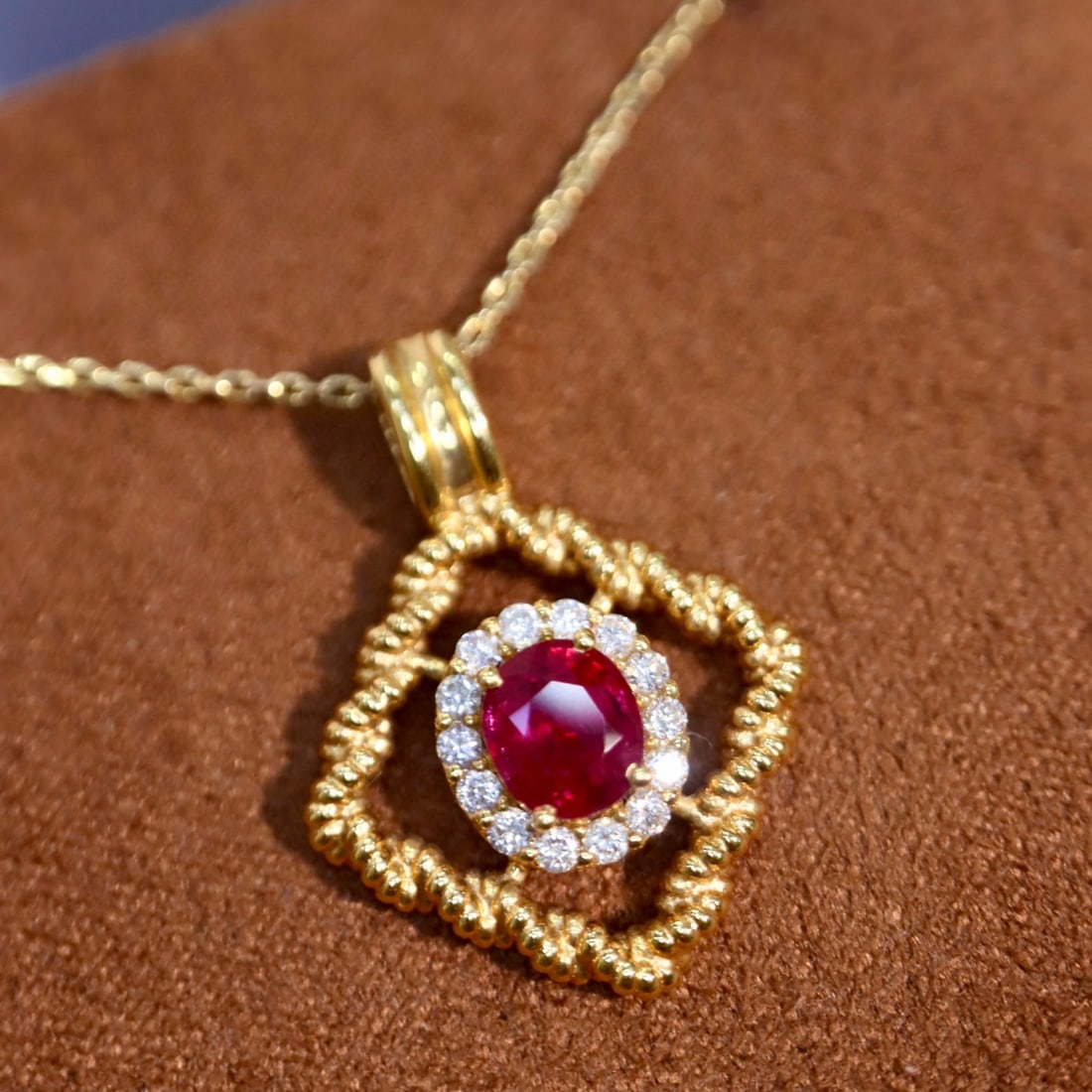 14k Gold 1.11 Ctw Vivid Red Natural Ruby & Diamond Pendant( Without Chain ) - 7