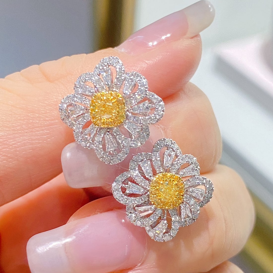 14k Gold 1.37 Ctw Natural Yellow Diamond & Diamond Earrings - 3