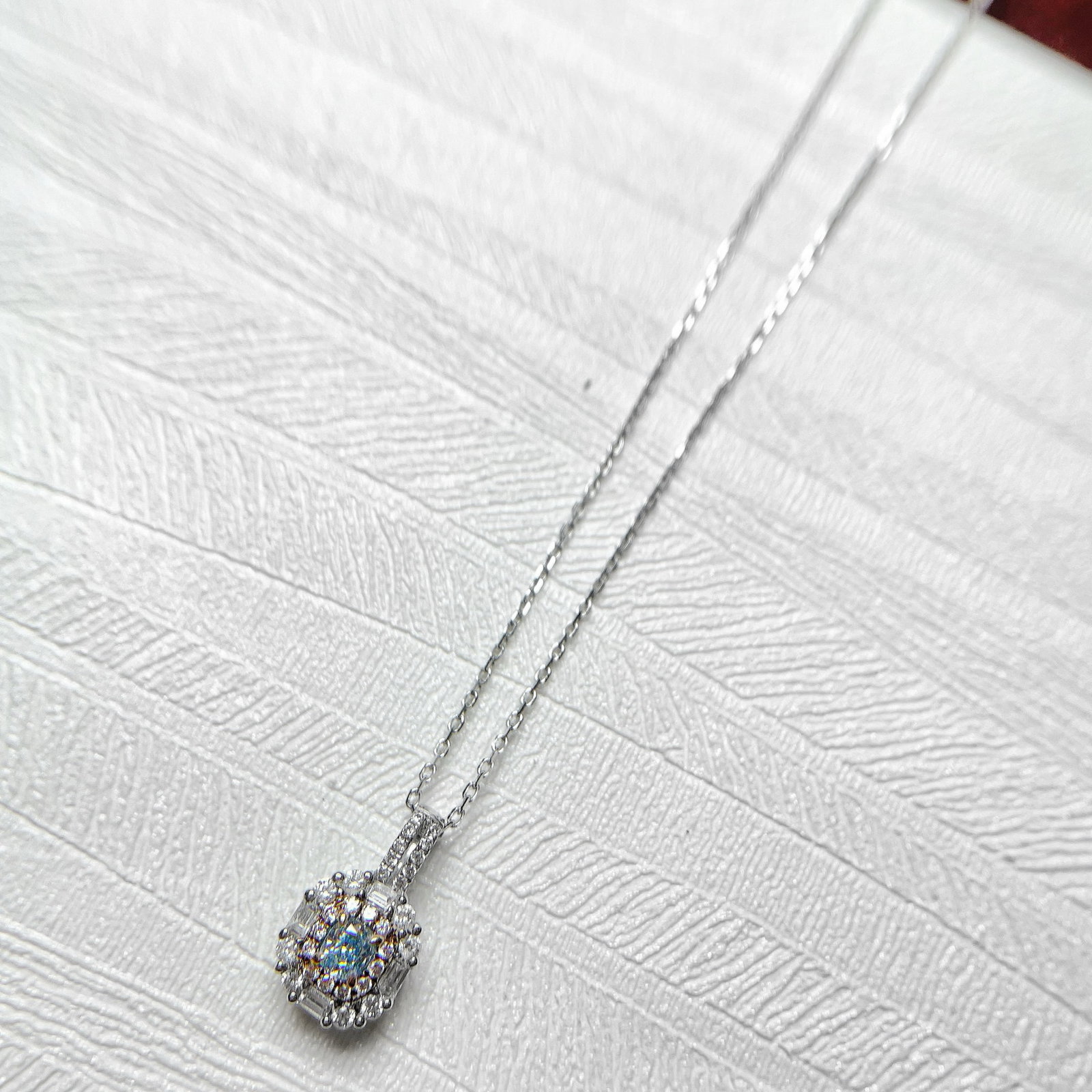14k Gold 0.34 Ctw Natural Blue Diamond & Diamond Necklace - 3