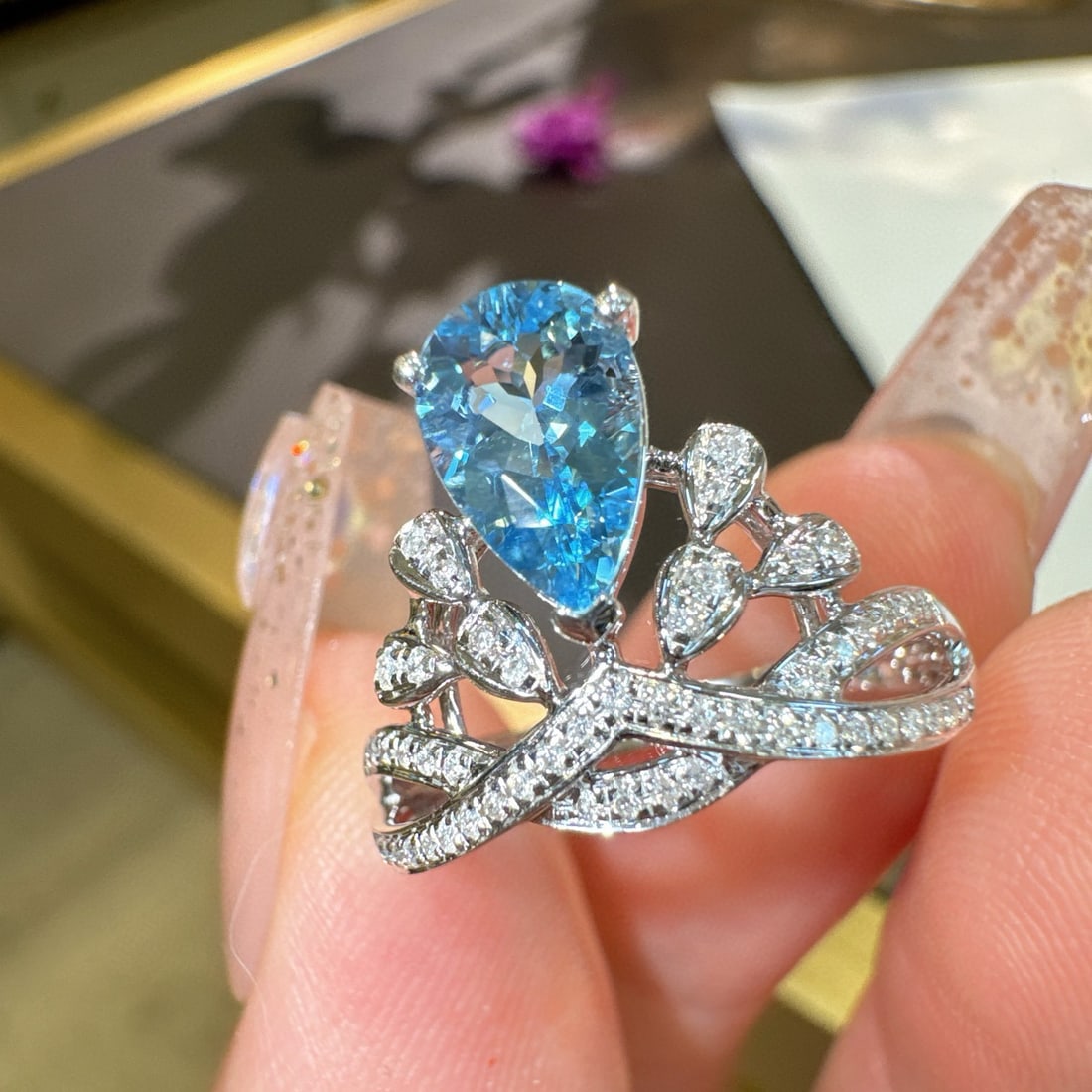 14k Gold 0.75 Ct Natural Aquamarine & Diamond Ring - 6