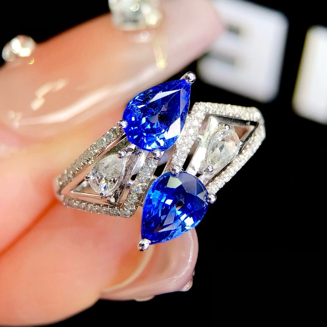 14k Gold 2.27 Ctw Natural Sapphire & Diamond Ring: Ref:230972231 // gold content:14k gold // ring size:7. 25us // // main gemstone:sapphire // shape:pear // carat weight:2. 15ct // color:royal blue // treatment:natural // // adjacent gemstone 2 :
