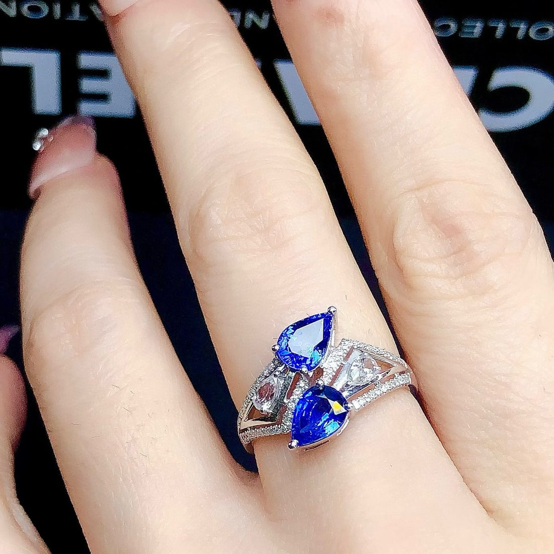 14k Gold 2.27 Ctw Natural Sapphire & Diamond Ring - 2