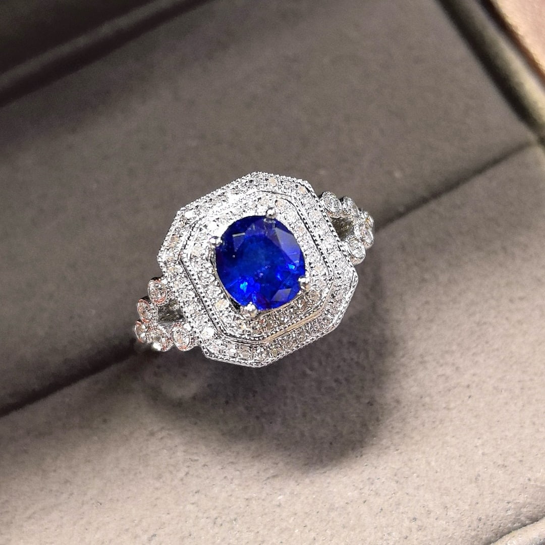 14k Gold 1.28 Ctw Natural Sapphire & Diamond Ring: Ref:230972261 // gold content:14k gold // ring size:7. 25us // // main gemstone:sapphire // shape:oval // carat weight:1ct // color:royal blue // treatment:natural // // adjacent gemstone 2 : diamond