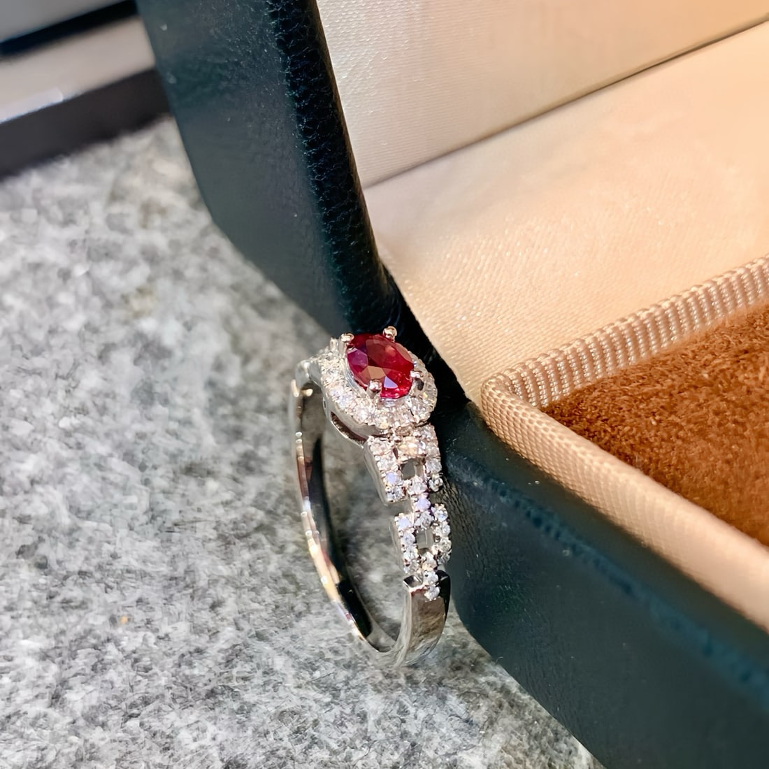 14k Gold 0.78 Ctw Vivid Red Natural Ruby & Diamond Ring - 2
